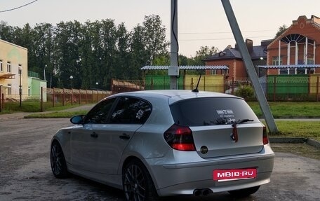 BMW 1 серия, 2004 год, 870 000 рублей, 5 фотография