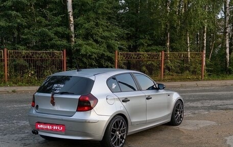 BMW 1 серия, 2004 год, 870 000 рублей, 6 фотография