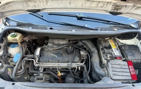 Volkswagen Caddy III рестайлинг, 2006 год, 340 000 рублей, 5 фотография