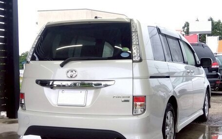 Toyota ISis I, 2016 год, 1 198 000 рублей, 4 фотография