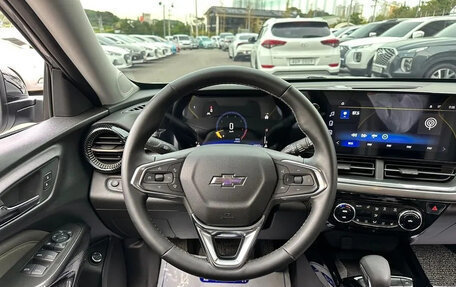 Chevrolet Trax, 2024 год, 1 570 777 рублей, 10 фотография