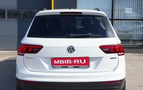 Volkswagen Tiguan II, 2019 год, 2 270 000 рублей, 6 фотография