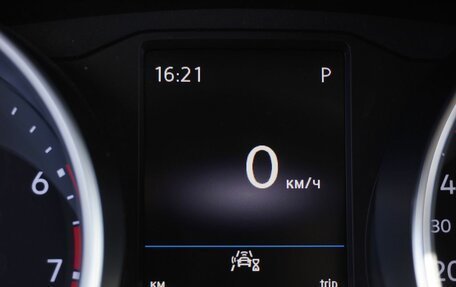 Volkswagen Tiguan II, 2019 год, 2 270 000 рублей, 16 фотография
