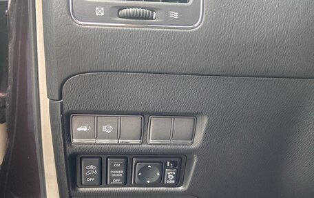 Nissan Patrol, 2013 год, 2 500 000 рублей, 12 фотография