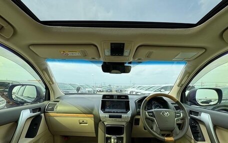 Toyota Land Cruiser Prado 150 рестайлинг 2, 2022 год, 3 750 070 рублей, 18 фотография