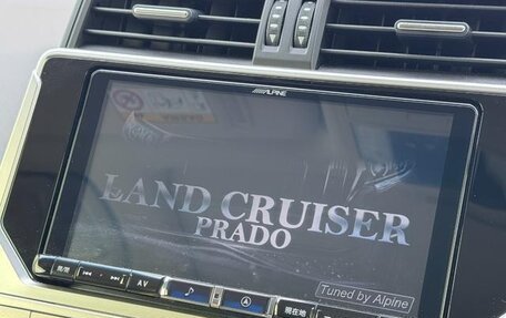 Toyota Land Cruiser Prado 150 рестайлинг 2, 2022 год, 3 750 070 рублей, 24 фотография