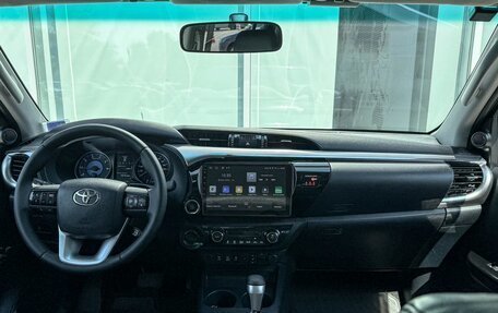 Toyota Hilux VIII, 2016 год, 2 785 000 рублей, 10 фотография