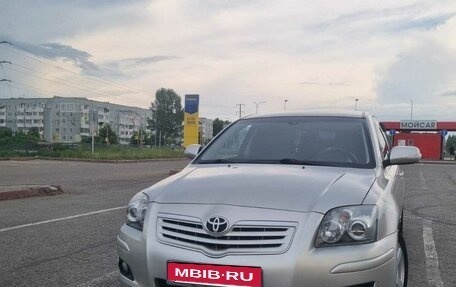Toyota Avensis III рестайлинг, 2007 год, 1 100 000 рублей, 2 фотография