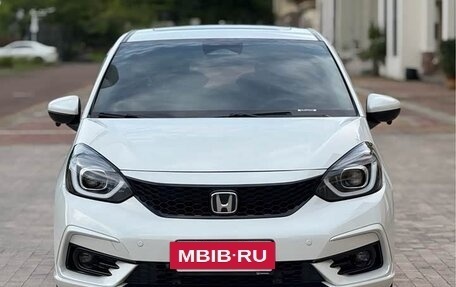 Honda Fit, 2022 год, 1 320 000 рублей, 2 фотография