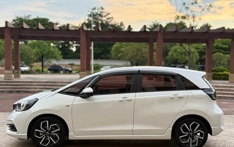 Honda Fit, 2022 год, 1 320 000 рублей, 8 фотография