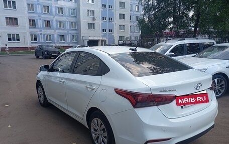 Hyundai Solaris II рестайлинг, 2019 год, 1 350 000 рублей, 3 фотография