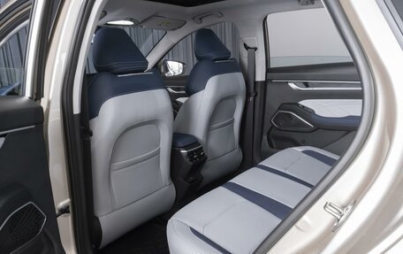 Geely Emgrand, 2023 год, 2 089 000 рублей, 11 фотография