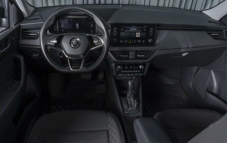 Skoda Rapid II, 2021 год, 1 679 000 рублей, 6 фотография
