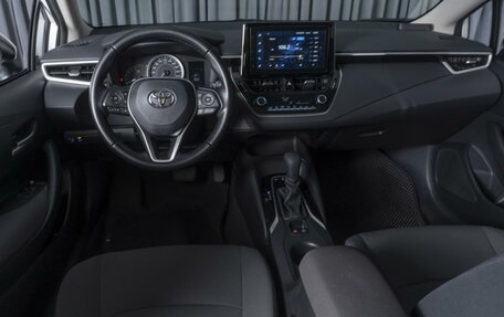 Toyota Corolla, 2022 год, 2 399 000 рублей, 6 фотография