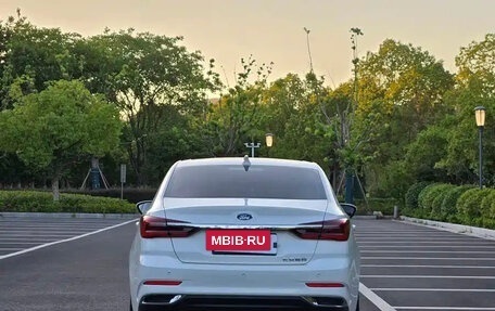 Ford Escort, 2022 год, 1 300 000 рублей, 5 фотография