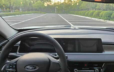 Ford Escort, 2022 год, 1 300 000 рублей, 10 фотография