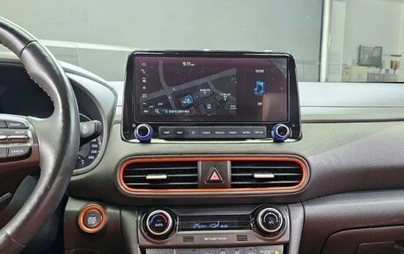 Hyundai Kona I, 2022 год, 1 465 000 рублей, 5 фотография