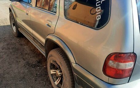 KIA Sportage IV рестайлинг, 2003 год, 390 000 рублей, 4 фотография