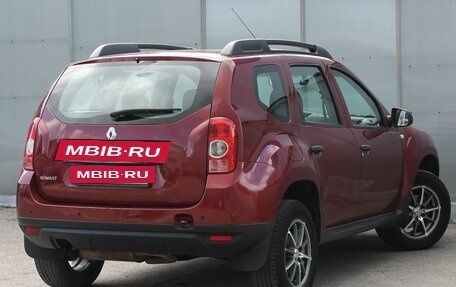 Renault Duster I рестайлинг, 2013 год, 775 000 рублей, 2 фотография