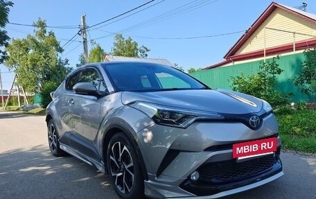 Toyota C-HR I рестайлинг, 2018 год, 1 720 000 рублей, 9 фотография