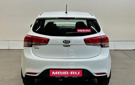 KIA Rio III рестайлинг, 2016 год, 968 000 рублей, 5 фотография