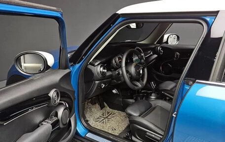 MINI Clubman, 2022 год, 2 150 000 рублей, 5 фотография