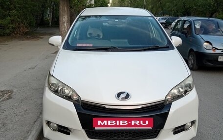 Toyota Wish II, 2014 год, 1 200 000 рублей, 2 фотография