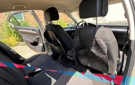 Volkswagen Passat B8 рестайлинг, 2015 год, 1 745 000 рублей, 7 фотография