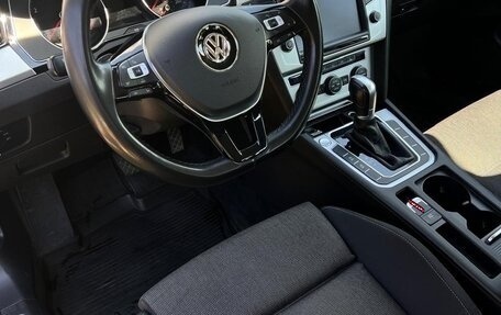 Volkswagen Passat B8 рестайлинг, 2015 год, 1 745 000 рублей, 15 фотография