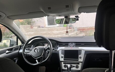 Volkswagen Passat B8 рестайлинг, 2015 год, 1 745 000 рублей, 23 фотография