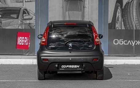 Peugeot 107 I рестайлинг, 2011 год, 419 000 рублей, 4 фотография