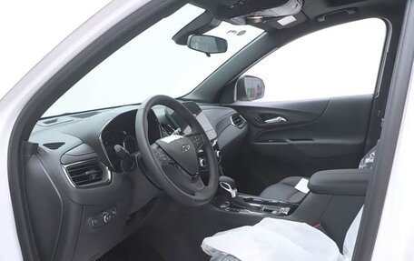 Chevrolet Equinox III, 2023 год, 2 400 000 рублей, 6 фотография