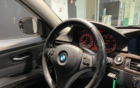 BMW 3 серия, 2011 год, 800 000 рублей, 18 фотография