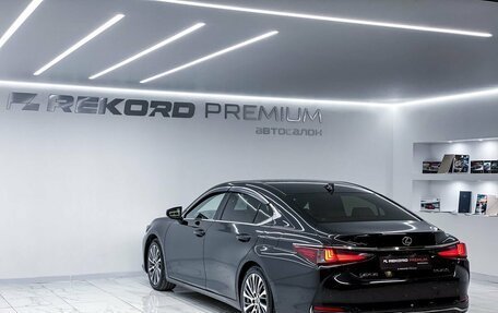 Lexus ES VII, 2020 год, 4 550 000 рублей, 32 фотография