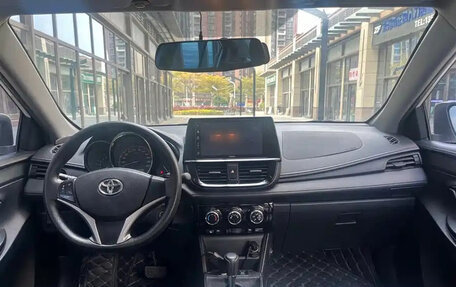 Toyota Vios III, 2021 год, 1 200 000 рублей, 16 фотография