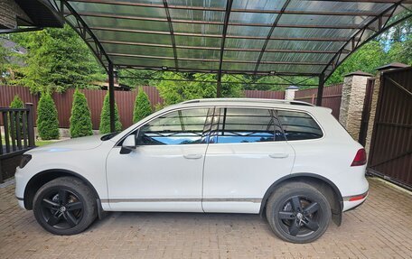 Volkswagen Touareg III, 2015 год, 2 999 999 рублей, 9 фотография