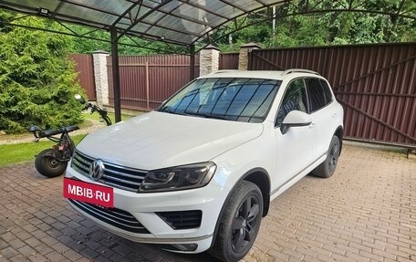 Volkswagen Touareg III, 2015 год, 2 999 999 рублей, 8 фотография