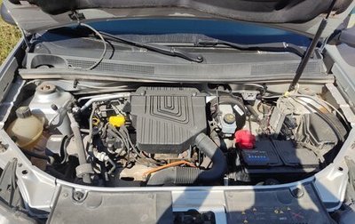Renault Logan II, 2017 год, 740 000 рублей, 1 фотография