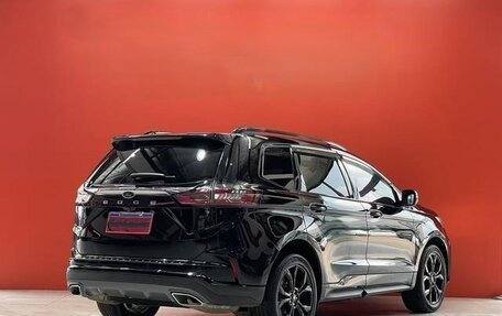 Ford Edge II рестайлинг, 2021 год, 2 400 200 рублей, 3 фотография