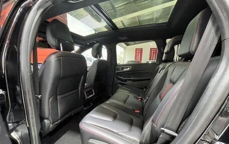 Ford Edge II рестайлинг, 2021 год, 2 400 200 рублей, 7 фотография