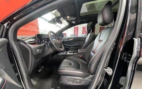Ford Edge II рестайлинг, 2021 год, 2 400 200 рублей, 5 фотография