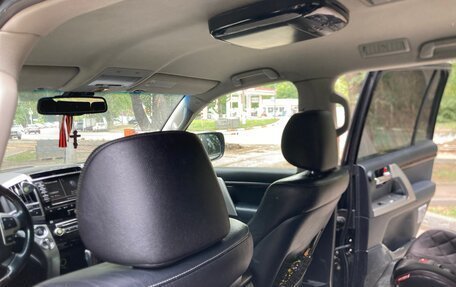 Toyota Land Cruiser 200, 2012 год, 3 100 000 рублей, 7 фотография