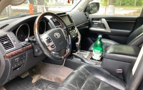 Toyota Land Cruiser 200, 2012 год, 3 100 000 рублей, 8 фотография