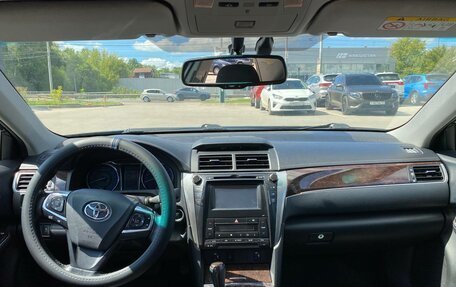 Toyota Camry, 2017 год, 2 450 000 рублей, 9 фотография