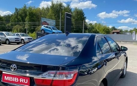 Toyota Camry, 2017 год, 2 450 000 рублей, 6 фотография