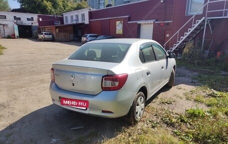 Renault Logan II, 2017 год, 740 000 рублей, 7 фотография