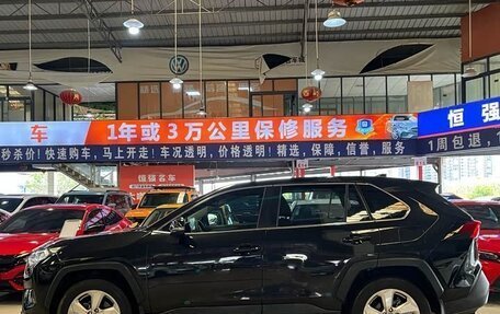 Toyota RAV4, 2021 год, 2 981 030 рублей, 4 фотография