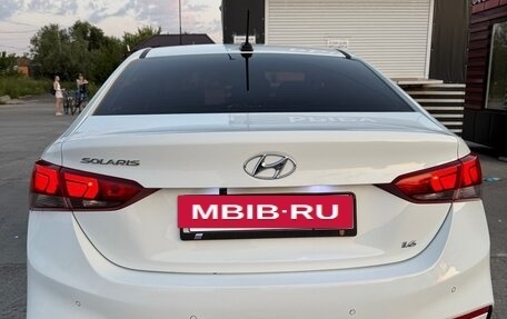 Hyundai Solaris II рестайлинг, 2017 год, 1 380 000 рублей, 5 фотография