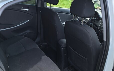 Hyundai Solaris II рестайлинг, 2013 год, 939 000 рублей, 18 фотография