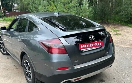 Honda Crosstour I рестайлинг, 2013 год, 2 200 000 рублей, 17 фотография